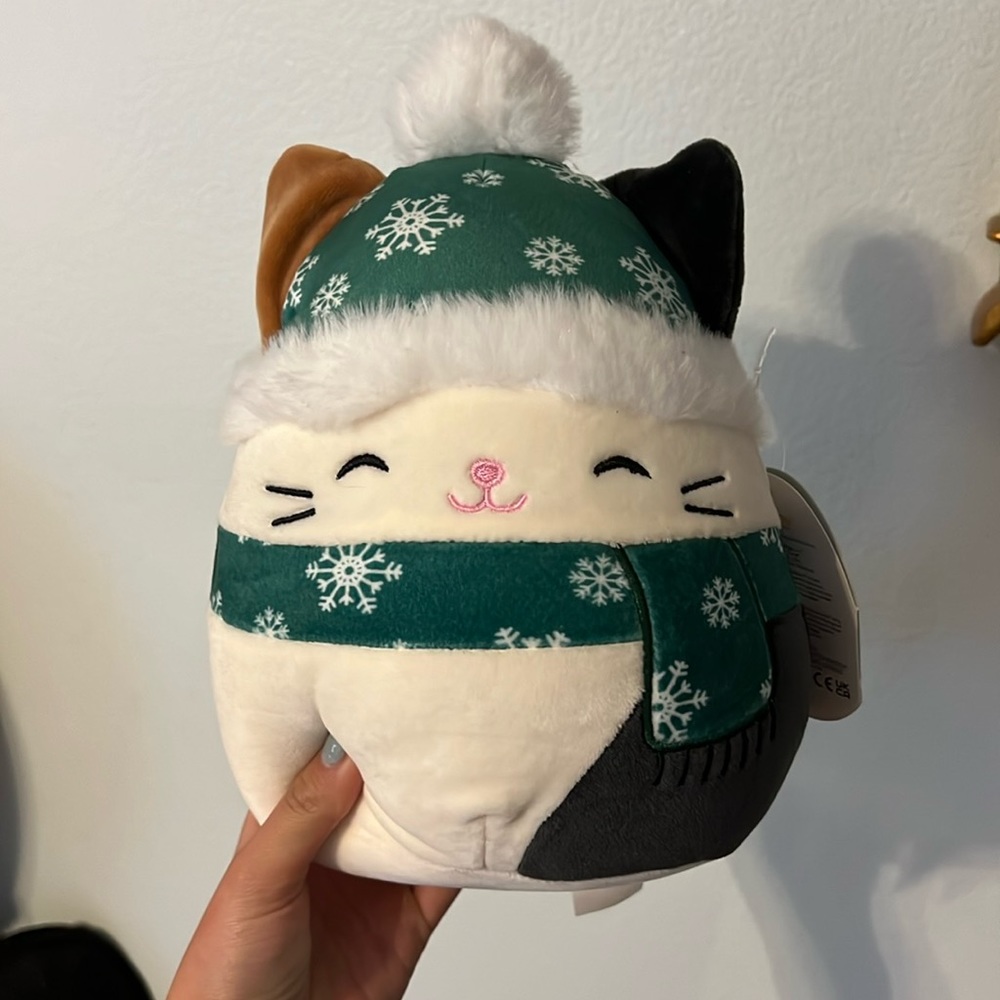 Cam Cat Christmas Squishmallow 8”
